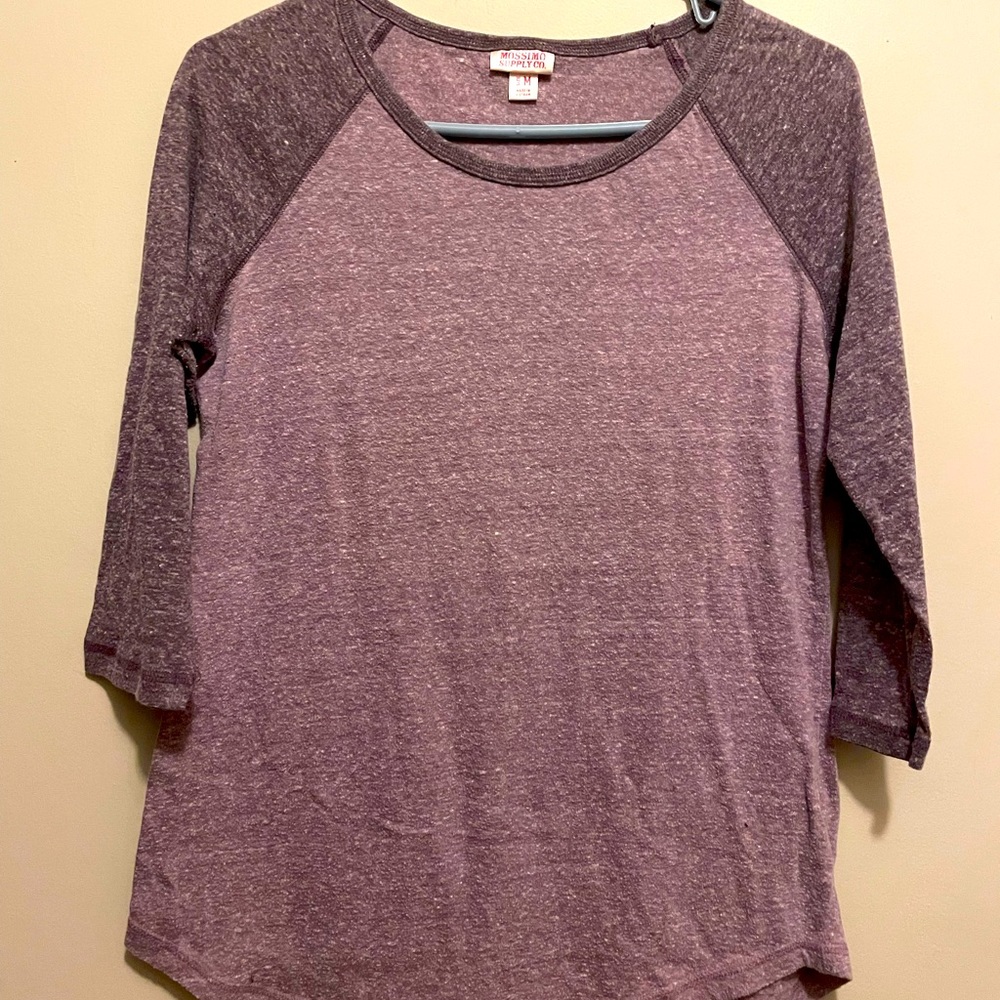 3/4 sleeve lightweight tee